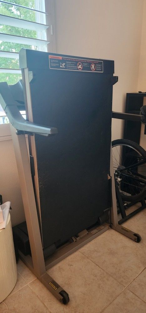 Pro-Form CR 610 TREADMILL