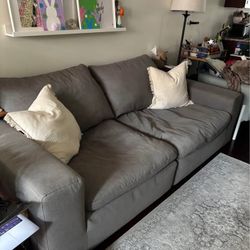 Bob’s oversized couch/sofa 