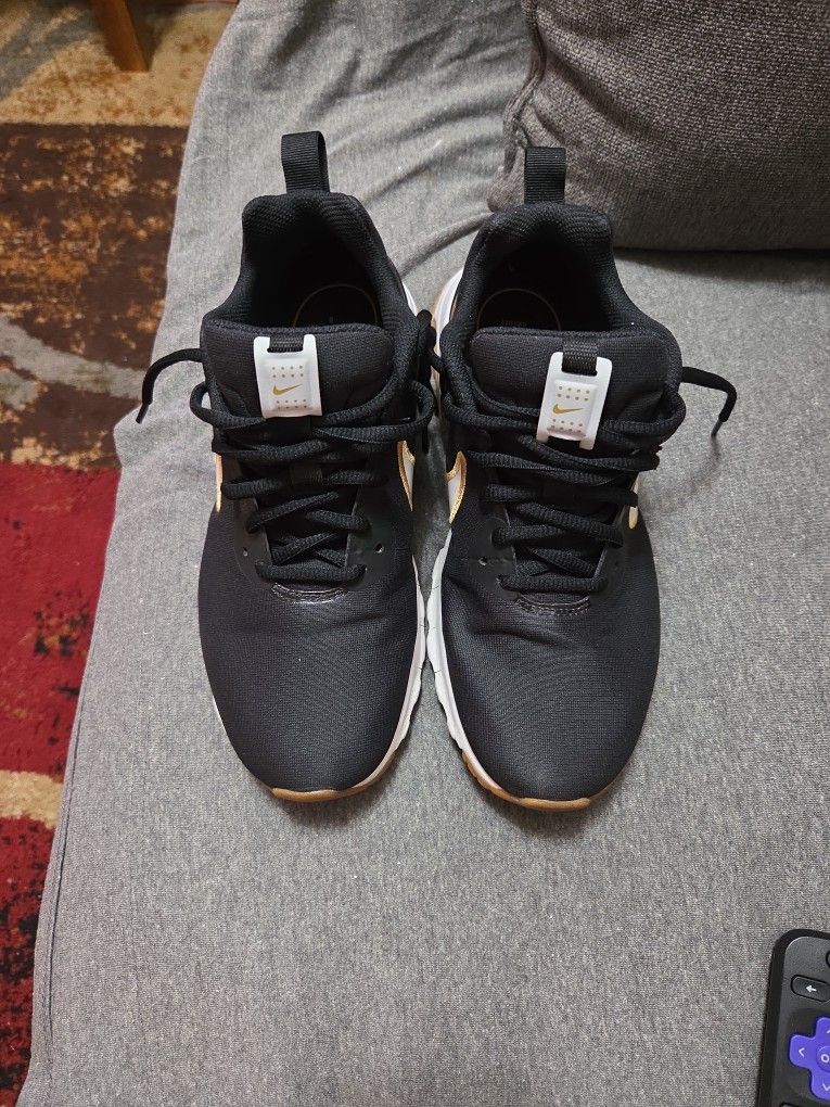 Nike Sneakers Women