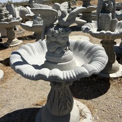 New Water Fountain Made Out Of Cement Perfect Gift 