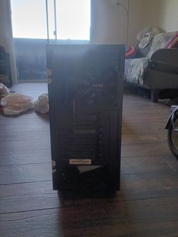 *MOVING SALE* NZXT Mid-Tower PC Case Black