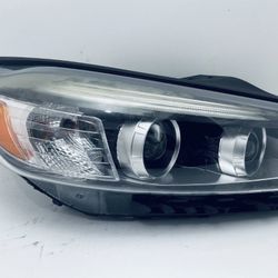 2016-2018 KIA SORENTO RIGHT PASSENGER SIDE HALOGEN LED OEM 