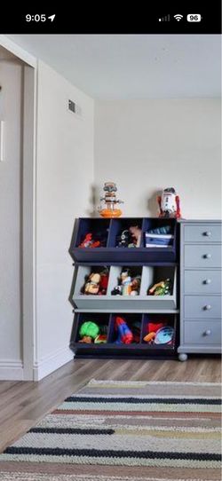 Toy bins