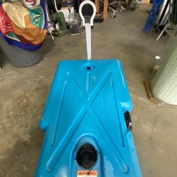 Barker 25 Gallon 4-Wheeler Tote-Along Portable Waste Tank