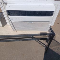 Plenty Air CONDITIONERRS $75 EACH