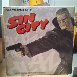 Dynamite Forces Frank Miller's Sin City Marv Statue by William Paquet LE 750 