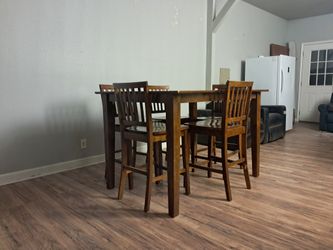 6 Piece Tall Dining Set