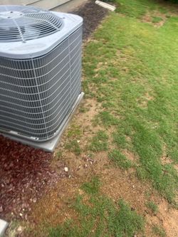 3.5 ton carrier AC (2013) compressor and fan are good.