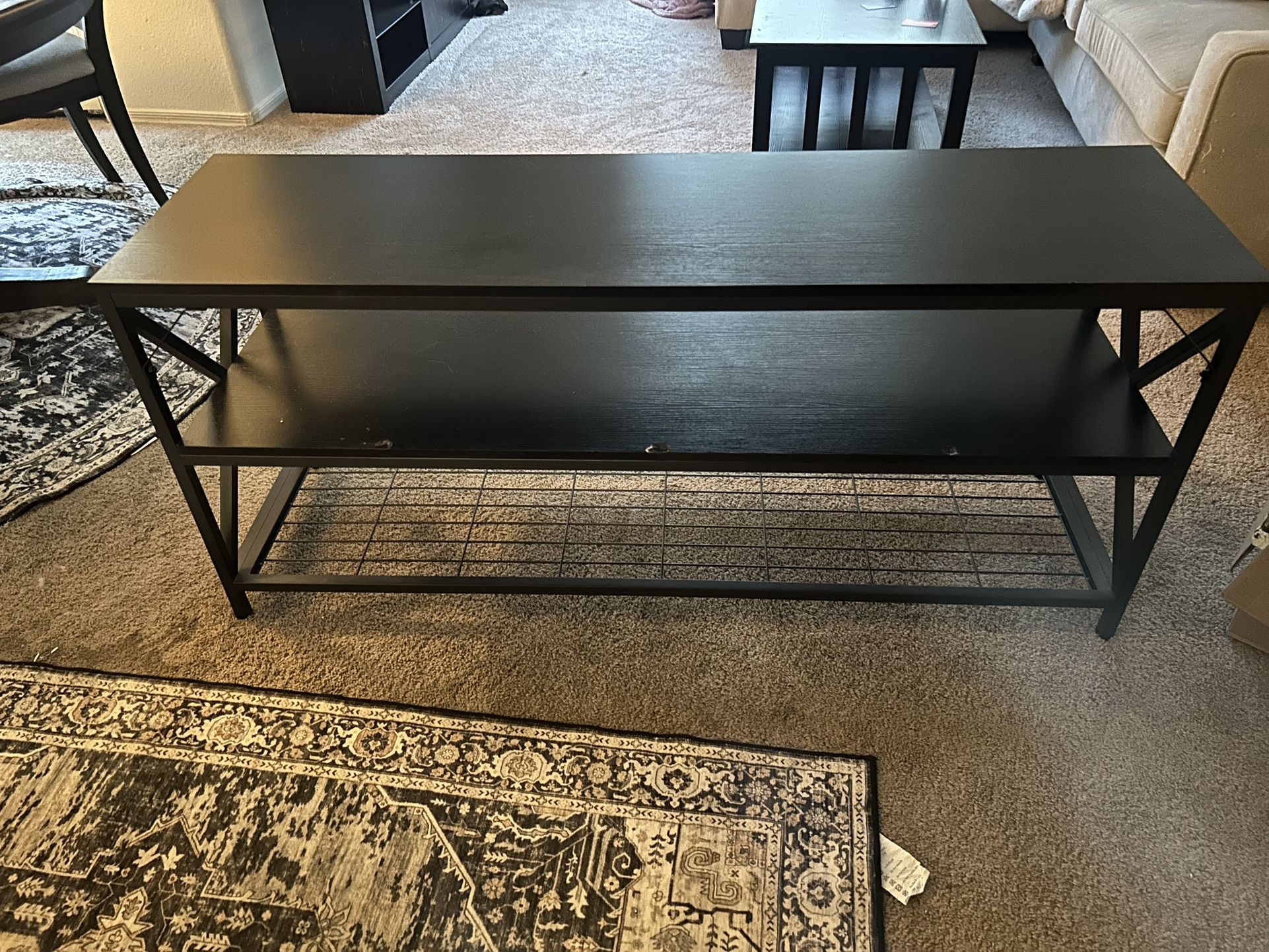 Entertainment center