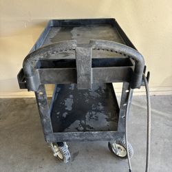 Rubbermaid Utility Cart