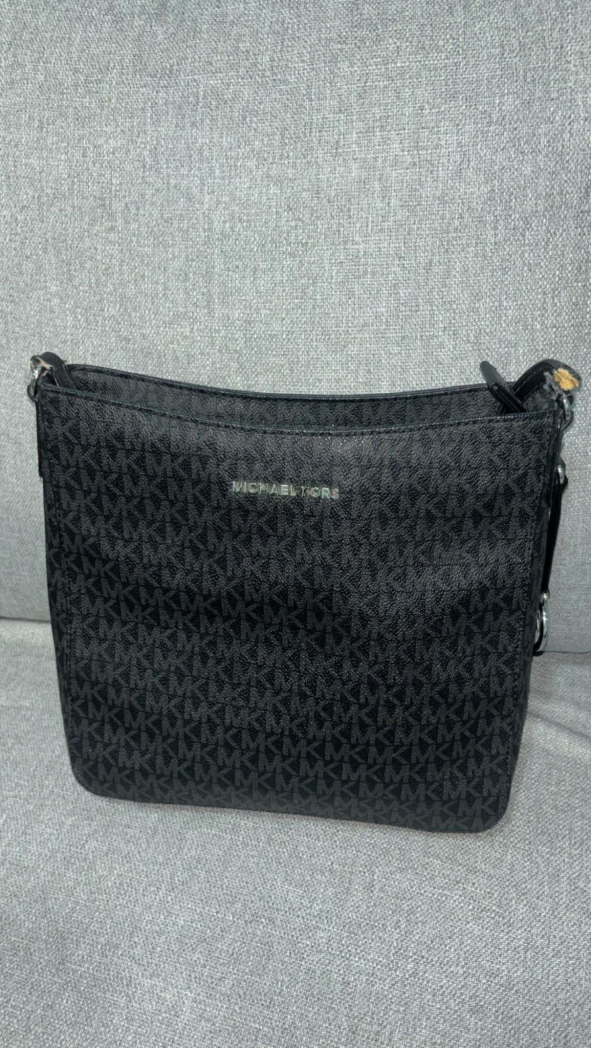 Micheal Kors Bag
