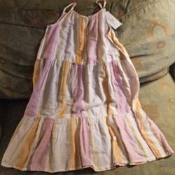 A youth sized Vineyard Vines  dress/ smocked shirt brand new with tags size girl