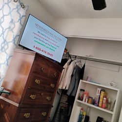 Hisense 43 Inch TV  