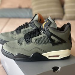 Air Jordan 4 Undefeated 