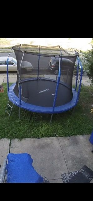 Trampoline