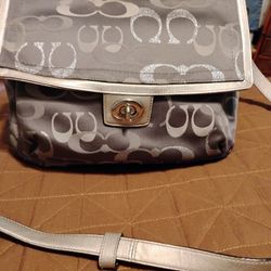 Coach Crossbody/Shoulder Bag 