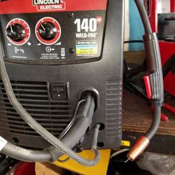 Soldadora LINCOLN 140 AMP