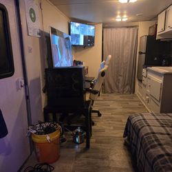 Camper 30 foot