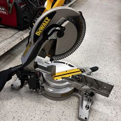 Dewalt 12” Mitre Saw 