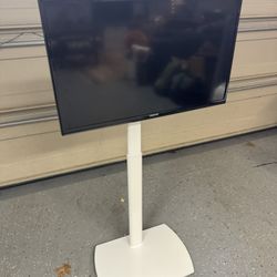 Small Tv With Stand