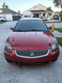 Mitsubishi Galant 2011 low miles runs great