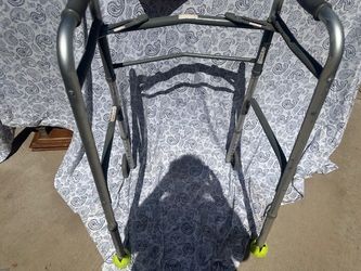 Aluminum adjustable walker