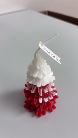 Christmas Tree Scented Candle – Mint Green Ombre with Gold Bell, Gift Box Included 🎄