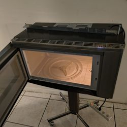 Frigidaire Over-the-Counter Microwave Oven 