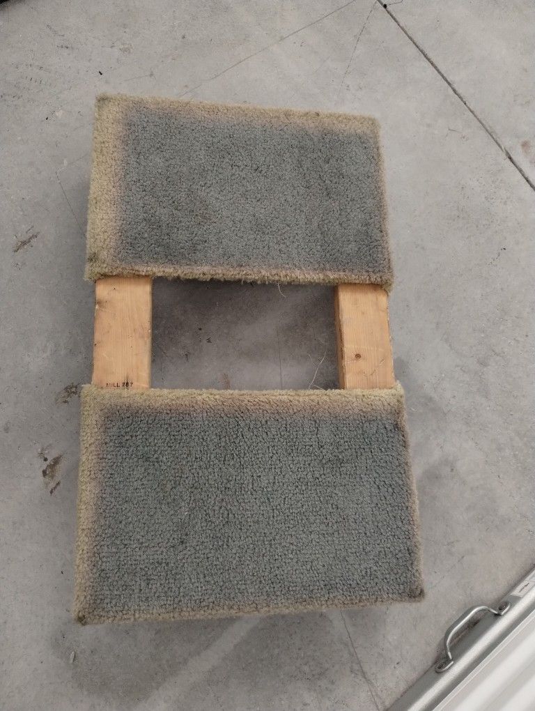 4 Wheel Dolly Wide Carpet Ends