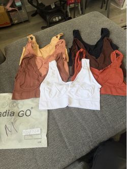 Sports tops