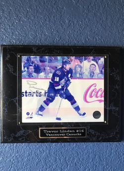 Trevor Linden Vancouver Canucks Signed Plaque