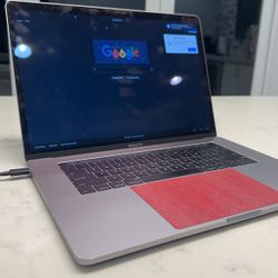 Apple MacBook Pro 15 Inch