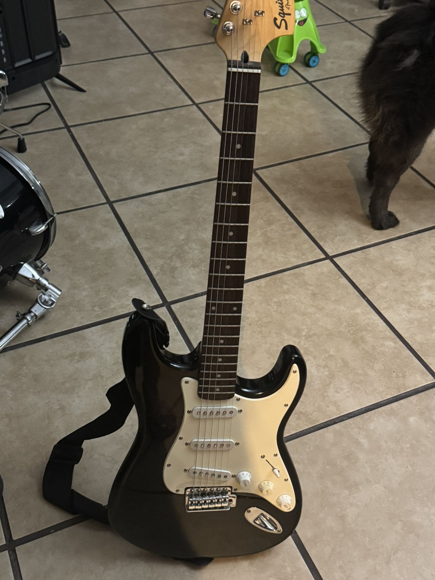 Squier Affinity Series Stratocaster Electric Guitar