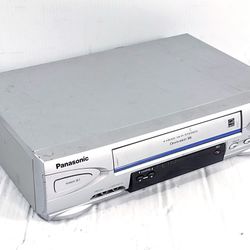 Panasonic PV-V4524S VCR OmniVision HiFi VHS 4-Heads - No Remote 