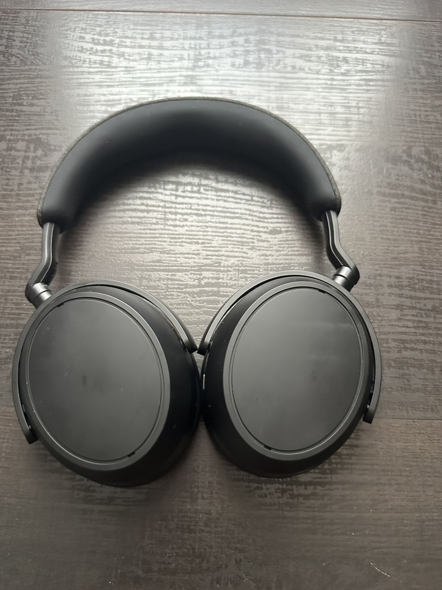 Sennheiser Momentum 4 Headphones