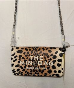 New & Authentic 100% MARC JACOBS
