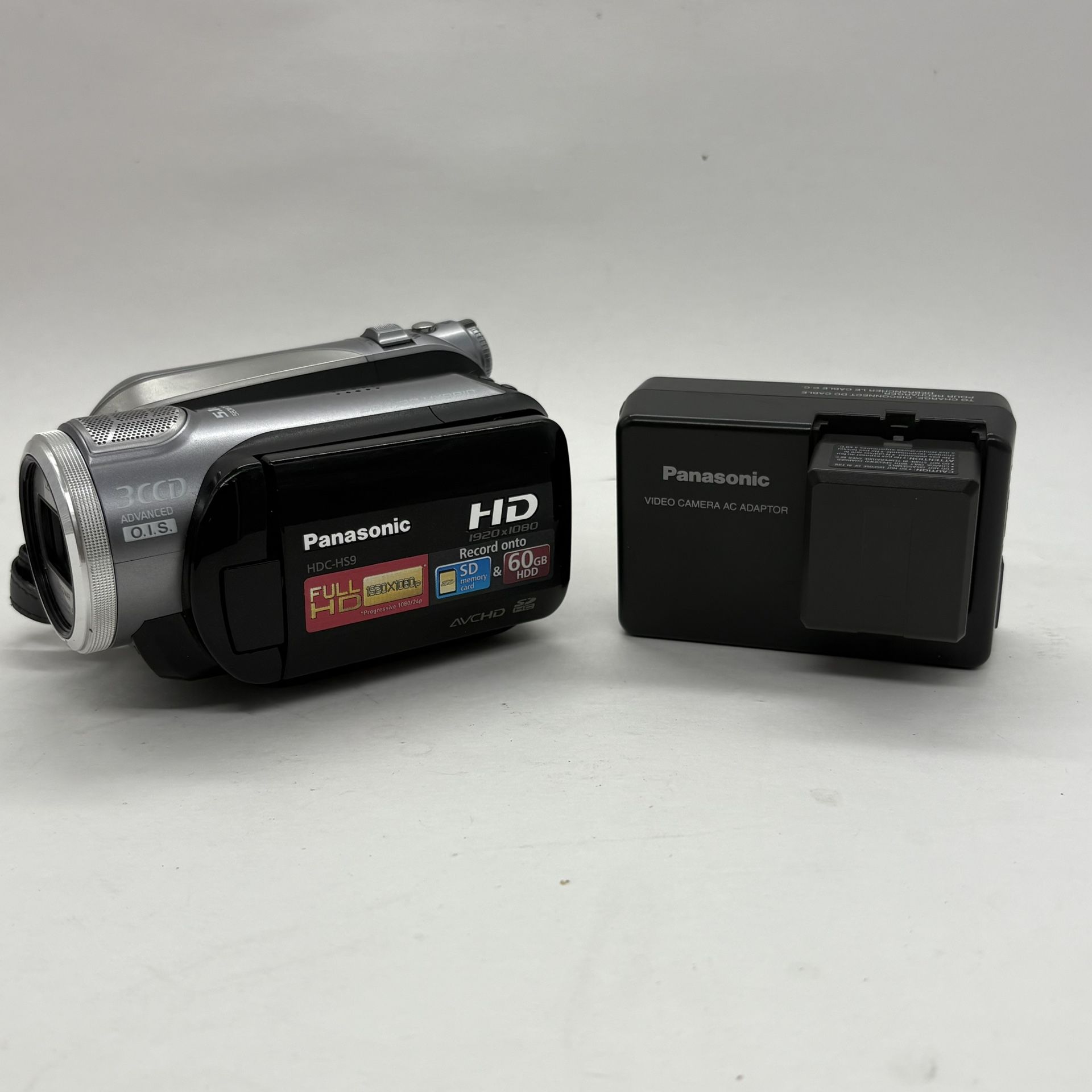 Panasonic HDC-SD9 Full HD 1920x1080 Camcorder With Battery Charger Loose Hinge