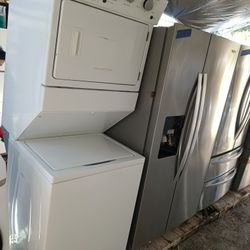 Whirlpool Washer And Dryer Stackable Works Good 💯📌