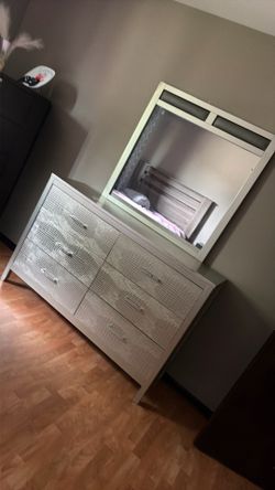 Dresser with mirror