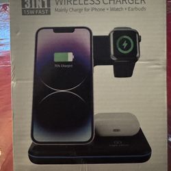 3IN 1 wireless charger 15 W fast. Mainly charge for iPhone, iwatch and Earbuds in black color 