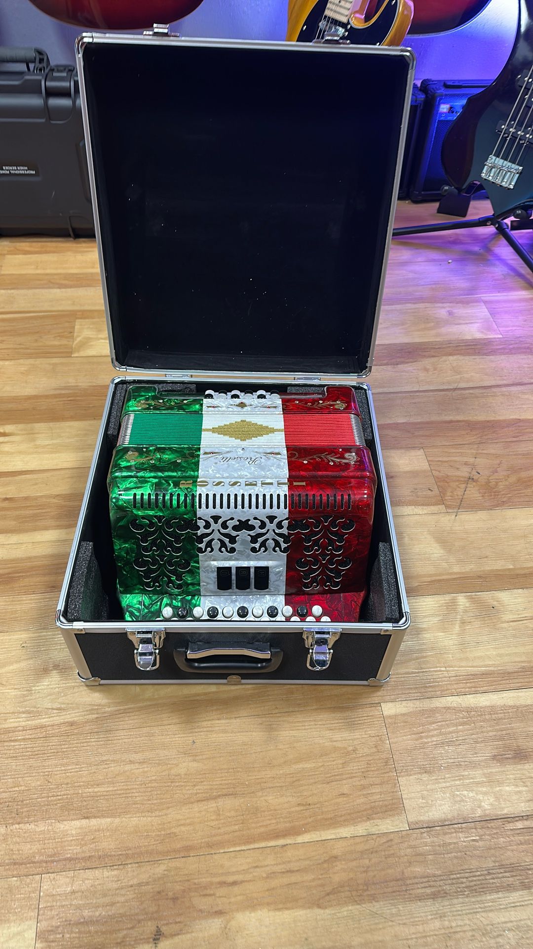 Estuche Para Acordeon De 34 Botones(Nuevo)