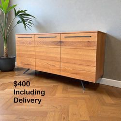 Modern 63” Oak Sideboard — Free Delivery 🚚 