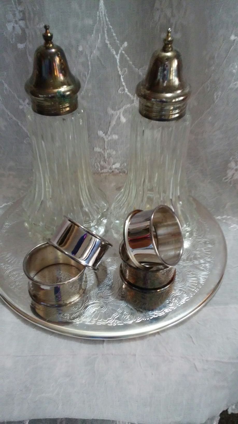 Silver plated salt and pepper and trivet