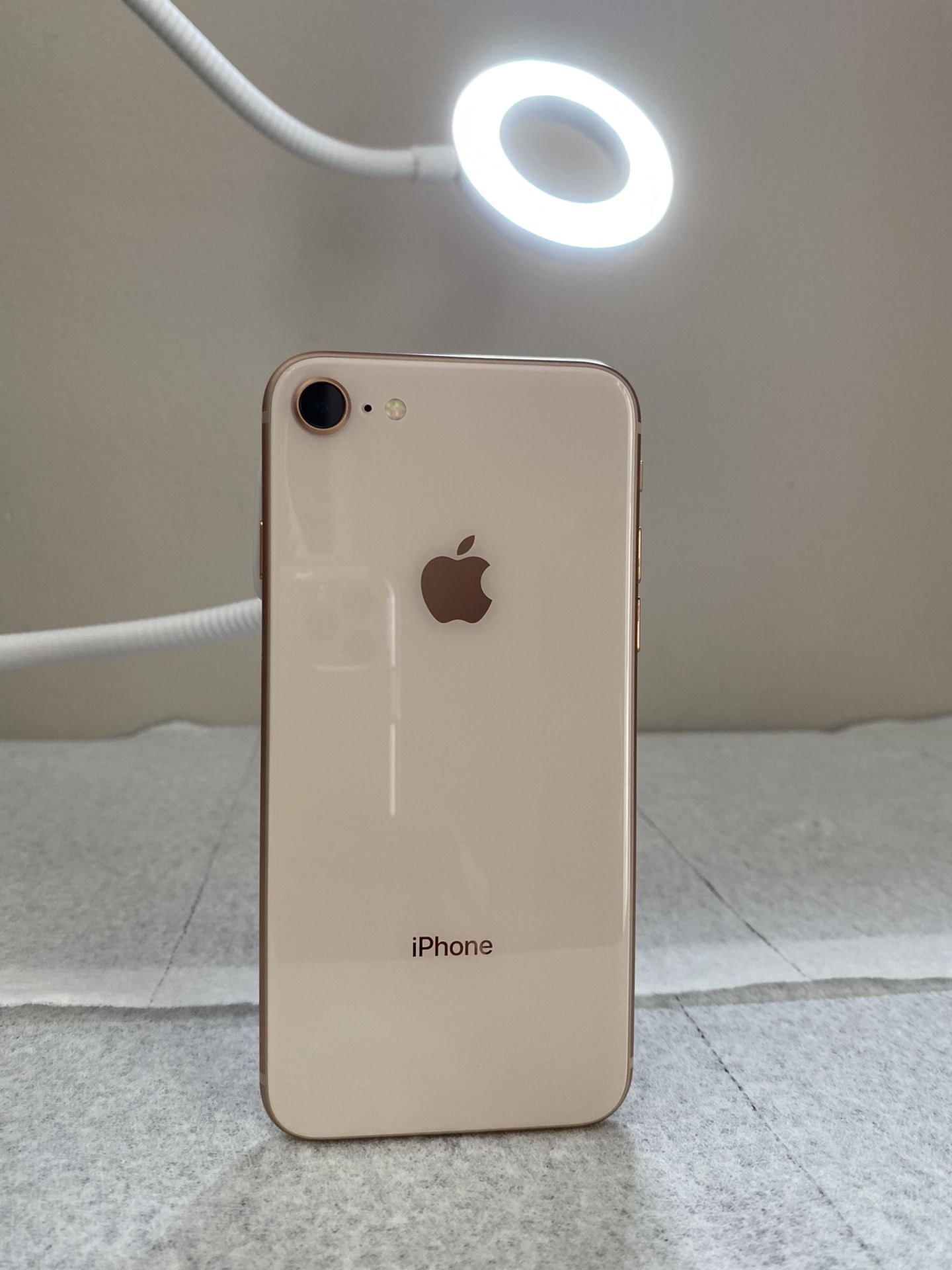 iPhone 8 64gb T-Mobile