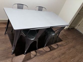 Dining set
