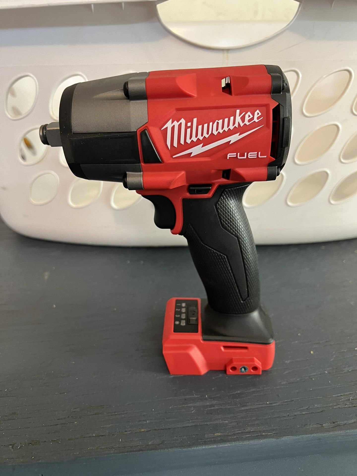 MILWAUKEE 18v 1/2” IMPACT WRENCH (TOOL ONLY