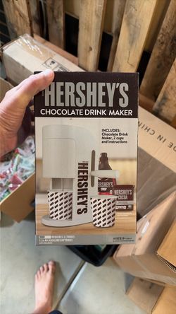 Hershey's Chocolate Drink Maker  w/ Cups White New ONLY 15 DOLLARS