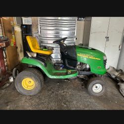 JOHN DEERE TRACTOR PARTS 