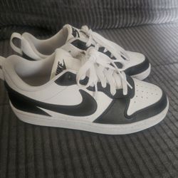 Nike Size 4.5 Like New $30