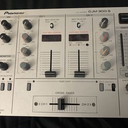 Pioneer DJM-300-S  DJ MIXER